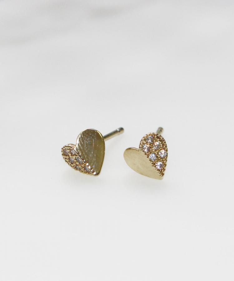 ハーフハートデザインピアス ピアス Phoebe フィービィー ジュエリーブランドjupiter Phoebe公式通販 Jewel Addict Online Store