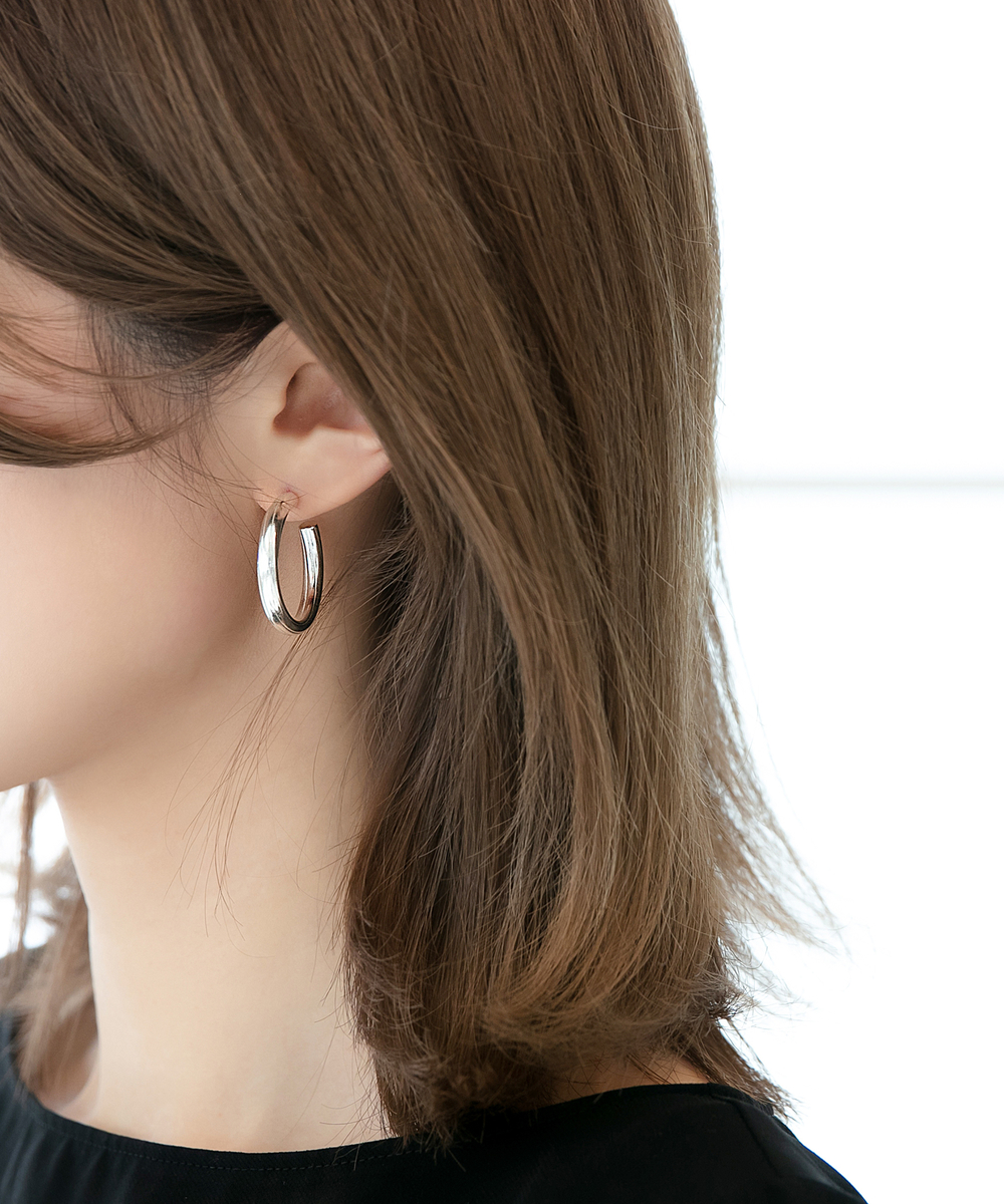 Sv925 ボリュームモードフープピアス シルバー ピアス Phoebe フィービィー ジュエリーブランドjupiter Phoebe公式通販 Jewel Addict Online Store Sv925 ボリュームモードフープピアス シルバー ピアス Phoebe フィービィー ジュエリーブランドjupiter Phoebe公式通販 Jewel Addict Online Store