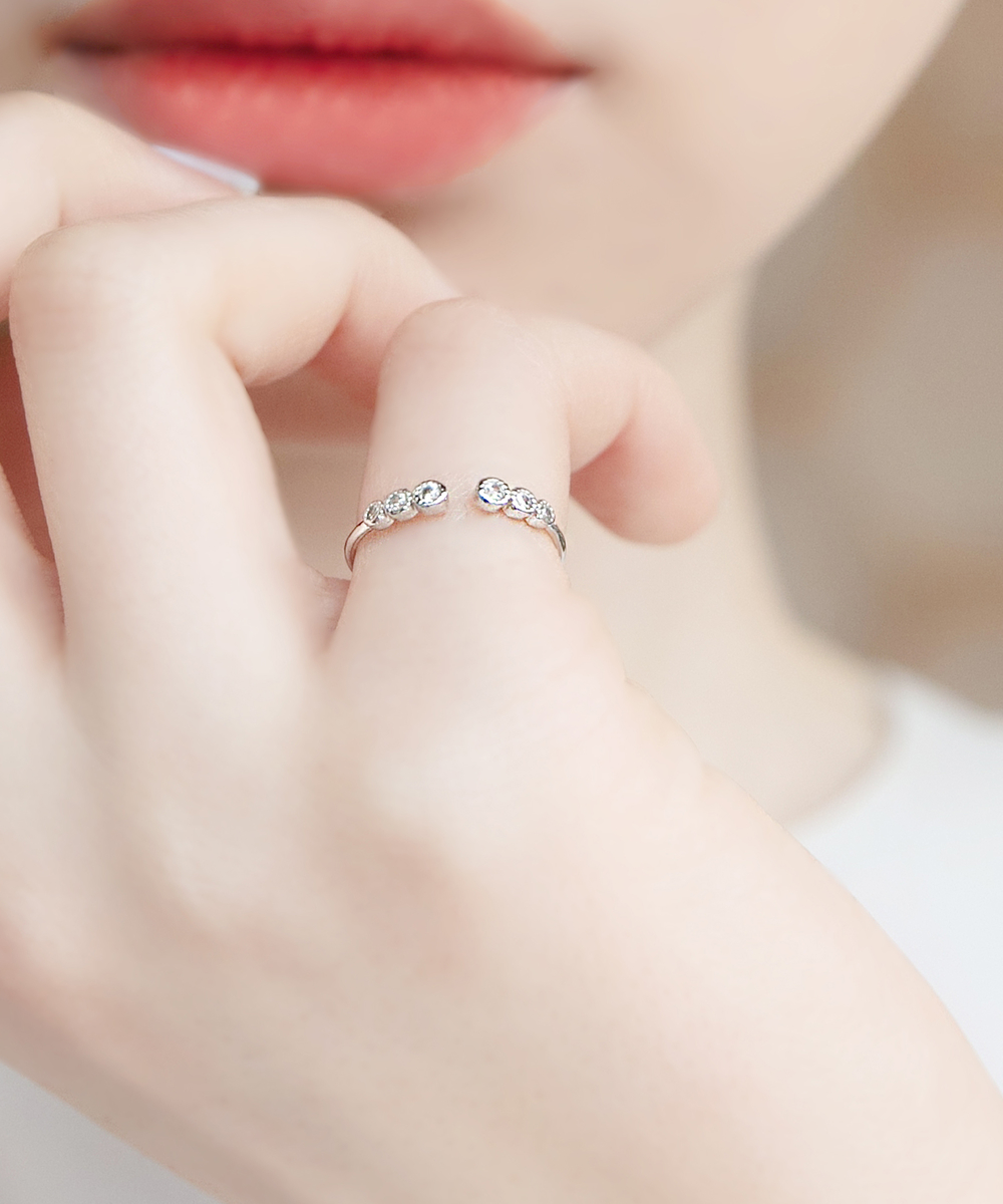リードビシューピンキーリング シルバー リング Phoebe フィービィー ジュエリーブランドjupiter Phoebe公式通販 Jewel Addict Online Store