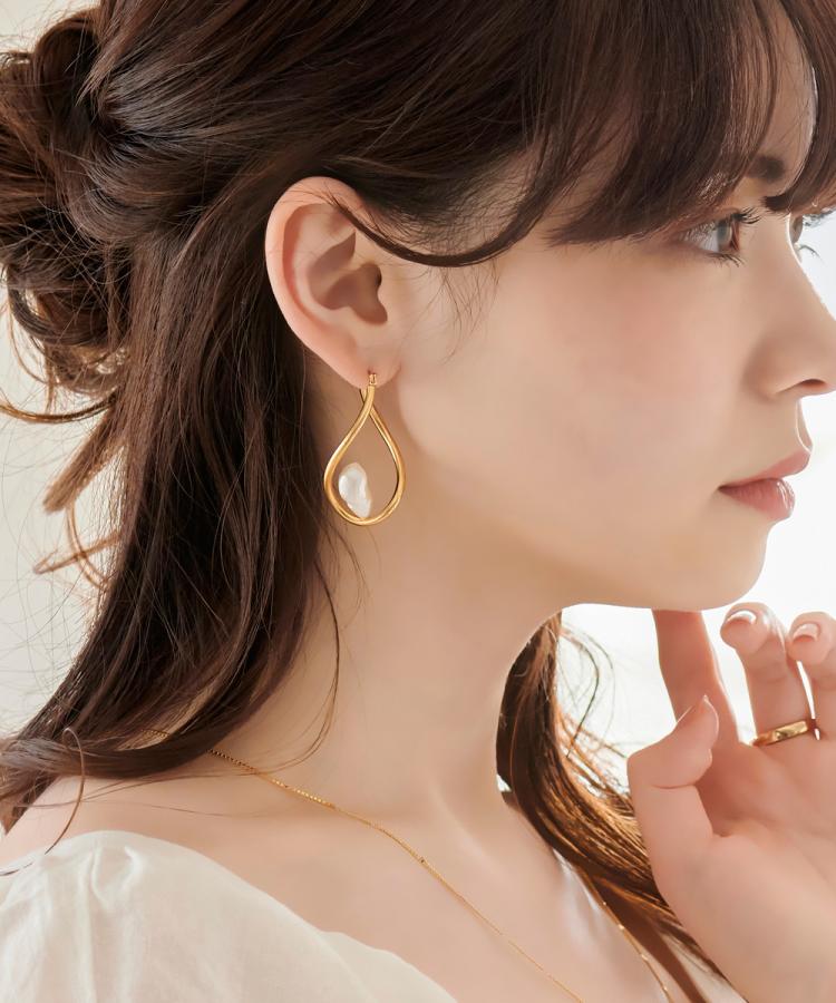 ツイストウォーターパールピアス ゴールド ピアス Phoebe フィービィー ジュエリーブランドjupiter Phoebe公式通販 Jewel Addict Online Store ツイストウォーターパールピアス ゴールド ピアス Phoebe フィービィー ジュエリーブランドjupiter Phoebe公式通販 Jewel Addict Online Store