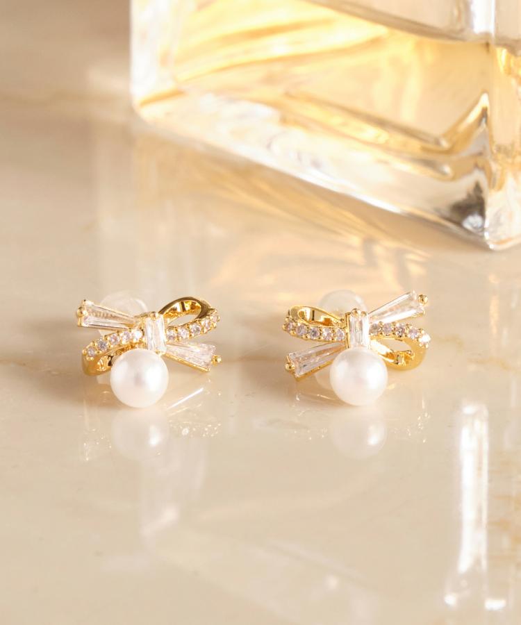 ブリスフルリボンパールピアス ピアス Phoebe フィービィー ジュエリーブランドjupiter Phoebe公式通販 Jewel Addict Online Store ブリスフルリボンパールピアス ピアス Phoebe フィービィー ジュエリーブランドjupiter Phoebe公式通販 Jewel Addict Online Store